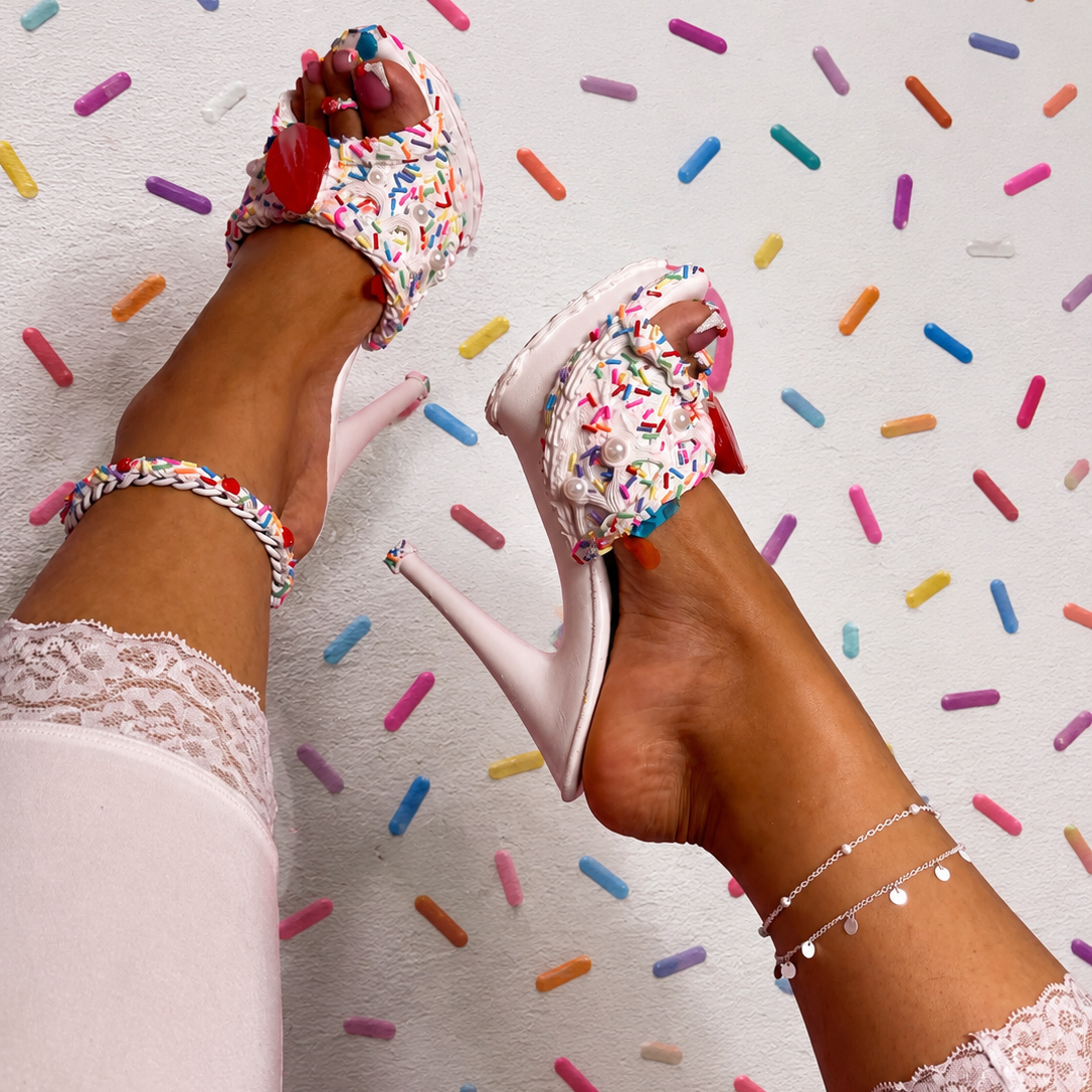 Cake Pumps 2.0 + Custom Item